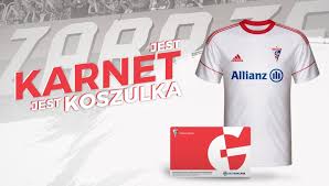 We wtorek 6.07.2021 górnik zabrze potwierdził, że w nowym sezonie pko ekstraklasy przy roosevelta zagra lukas podolski. Jest Karnet Jest Koszulka Media O Gorniku Gornik Zabrze Spolka Akcyjna