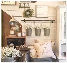 99 Diy Farmhouse Living Room Wall Decor And Design Ideas 12 Philanthropyalamode Com Popu Rustic Farmhouse Decor Farm House Living Room Farmhouse Wall Decor