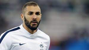 Retrouvez toute l'actualité foot et mercato de karim benzema. Euro 2020 Equipe De France Karim Benzema Aurait Choisi Son Numero De Maillot Eurosport