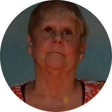 Josephine Steele's Instagram, Twitter & Facebook