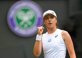 Born 31 may 2001) is a polish professional tennis player. Swiatek Swats Aside Hsieh To Make Strong Start At Wimbledon Reuters