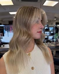 The Hair Lounge Swords‎