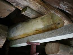 Si les colombages sont de couleur grise, il est conseillé de peindre le plafond en blanc et de choisir des couleurs assez claires pour les murs comme du pour avoir droit aux allocations chômage, il faut justifier d'au moins 88 jours travaillés ou 610 heures travaillées. Reparation D Une Poutre En Bois Par Stratification Epoxy Grange Foraine