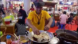 Pembayaran mudah, pengiriman cepat & bisa cicil 0%. Unik Lucunya Gaya Penjual Telor Gulung Bandung Nikita Di Kampoeng Legenda Mal Ciputra Jakarta Youtube