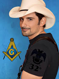 Brad Paisley Mason