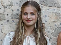 Leonor y sus fiestas sin límite en Gales: de la juerga gay a la noche  afrocaribeña