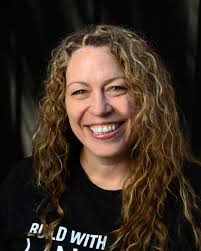 HELP!!! I've been told horrible things about the management at PINNACLE  BUILDING. I've been told the manager is a president at multiple buildings  in the area. Can anybody collaborate? ￼