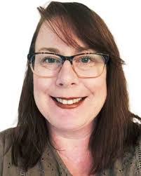 Alana Dunn's Instagram, Twitter & Facebook