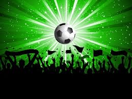 Live voetbal, analyses, video, voetbaluitslagen van de jupiler pro league, buitenlandse competities, champions league, europa league, ek's, wk's en de rode duivels samengevat op één pagina. Voetbal Achtergrond Met Menigte Met Spandoeken En Vlaggen Gratis Vector