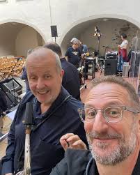 Tom Mueller (@tommuellermusic) • Instagram photos and videos