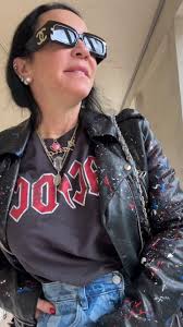 My mind is in a state. 🎶 I’m a chameleon. Today I feel like rock ‘n’ roll.  , #acdc #unkle #carlamccarthy #vintage #56 #vintage #fashion #rock