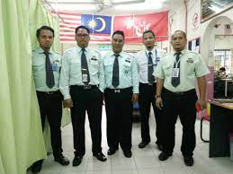 Memberi penekanan dlm penyediaan perkhidmatan kuratif,promotif,preventif & rehabilitative pd tahap sesuai dlm program perkhidmatan perubatan. Cawangan Perkhidmatan Penolong Pegawai Perubatan Info