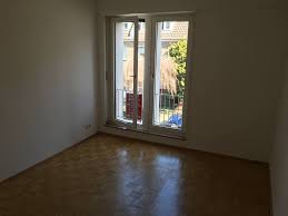 Vermietete 3 zimmer wohnung mit balkon und garten. Wohnung Dusseldorf Oberkassel Provisionsfrei Zur Miete Startseite Facebook