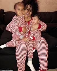 Blac Chyna Baby Daddy Blac Chyna Cuddles Son King Cairo And Daughter Dream Dream Kardashian Black Chyna Blac Chyna