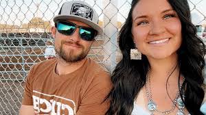 Victoria Newcomb's Instagram, Twitter & Facebook