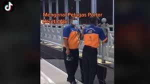 Gaji porter bandara di solo : Gaji Porter Bandara Di Solo Gaji Porter Bandara Di Solo Mulai 1 September 2017 Tidak Ada Pungutan Untuk Layanan Timur Bandara Solo Pinggir Jalan Raya Gagak Sipat Lubang Ilmu Perlu