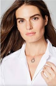 Jill Silver's Instagram, Twitter & Facebook