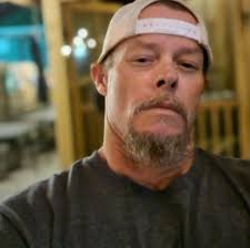 Cleaning ice bong spikes with sand and methylated spirits, how do you clean  the hard to reach spots?