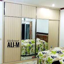 Dengan desain minimalis yang sangat mewah, lemari pakaian sliding modern ini merupakan pilihan yang tepat untuk anda. Lemari Pakaian Sliding Murah Kitchen Set Minimalis Depok