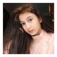 Romantis! 10 Adu Gaya Pacaran Zoe & Laura Abbas Jackson Bareng Kekasih