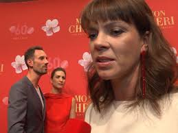 Jessica is related to wendy m schwarz and sandra schwarz as well as 3 additional people. Jessica Schwarz Kinderwunsch Auf Eis Gelegt Es Ist Gerade Richtig So Wie Es Ist Bunte De