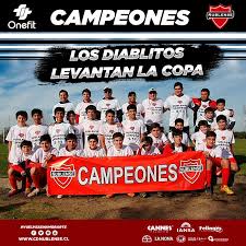 El ñublense es de esos equipos entrañables, con olor a sacrificio, con sabor a esfuerzo, con esas desesperanzadas ilusiones de un minuto de gloria que vale por años de frustraciones. Campeones Los Pequenos De La Sub Deportivo Nublense Facebook
