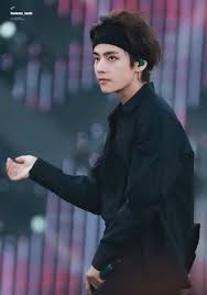 Hairstyle is one of the primary things someone notices when looking at other people. Bts Hairstyles 2020 Public Figure Photo