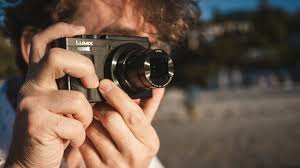 The Best Vlogging Cameras Of 2019 Panasonic Nikon Sony And Canon