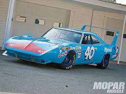Dodge has also produced a very similar car called the dodge daytona the year earlier. Mopp 1101 01 O 1970 Plymouth Road Runner Driver Side Front Jpg 1600 1200 Mopar Classic Cars Muscle Muscle Cars