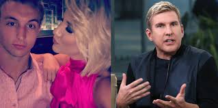 Luke kennard doesn't have a girlfriend right now. Todd Chrisley Comments On Savannah Chrisley And Luke Kennard S Photos
