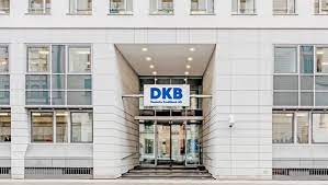 Dkb branch potsdam jägerallee 23 14469 potsdam tel: Dkb Geld Einzahlen So Geht S Kosten Dauer Limits