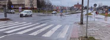 Pomożemy ci wyszukać odpowiednią nieruchomość lub odpowiedniego klienta, a potem sprawnie i bezpiecznie przeprowadzimy cię przez transakcję. Krakow Biezanow Artykuly Dziennik Polski
