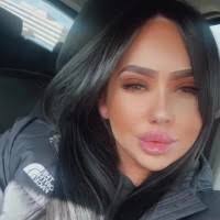 40+ "Jade Benson" profiles