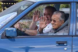 This is after mahathir said in a forum yesterday that johor nationalism is unhealthy for malaysia, warning that it can lead to the. Johor Sultan Drives Dr Mahathir To Airport In Proton Saga After Frank Meeting Today