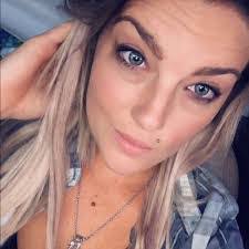 Alicia Grimsley's Instagram, Twitter & Facebook