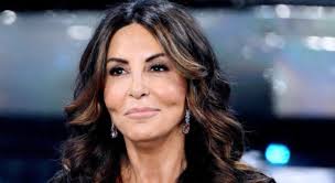 Sabrina Ferilli in lacrime a Domenica In: «Ormai piango di me stessa, mi  commuovo per tutti i sacrifici fatti, nessuno ti regala nulla»