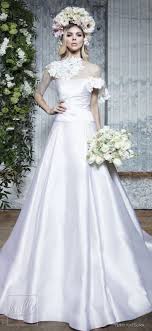 Beautiful spring garden wedding reception with lights and greenery. Wedding Dresses Yumi Katsura Spring 2019 Wedding Dresses Life Is A Garden Bridal Collection He Talkfashion You Number One Source For Daily Fashion Trends Inspiration