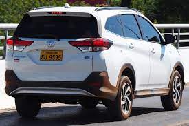 It is available in 5 colors, 2 variants it has a ground clearance of 220 mm and dimensions is 4435 mm l x 1695 mm w x 1705 mm h. 2021 Toyota Rush Review An Not Famous Compact Suv In The Uae Market