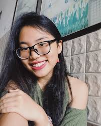 Mỹ chi bắt đầu nổi danh từ khi tham gia và đạt giải á quân chương trình truyền hình thực tế giọng hát việt nhí mùa thứ nhất. PhÆ°Æ¡ng Má»¹ Chi TrÆ°á»Ÿng Thanh Tá»« Song Gio Bao NgÆ°á»i Lao Ä'á»™ng
