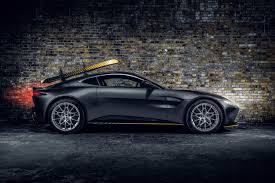 Organizes track experiences and road rally events exclusively for our owners. Aston Martin Vantage 007 Edition 02 James Bond 007
