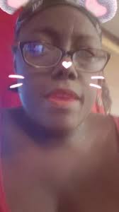 Rosie Doss's Instagram, Twitter & Facebook