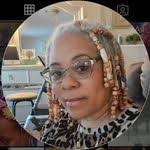 Allison Linthicum's Instagram, Twitter & Facebook