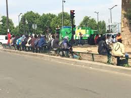 Evacuation porte de la chapelle. Porte De La Chapelle Nouvelle Evacuation D Un Camp De Migrants Valeurs Actuelles