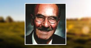 Lee E Chavez Obituary 2015