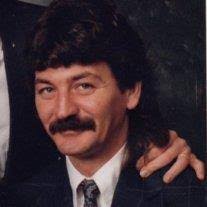 Robert Heavner's Instagram, Twitter & Facebook