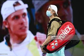 Denis couldn't take revanch for his lost in Basel and lost again. The  season is over for Denis now! He won't play next week! Recover well and  have a good start in