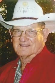 Estella Abbott's Instagram, Twitter & Facebook