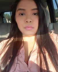 Lizbeth Flores (@lizbethsilvaaa_) • Instagram photos and videos