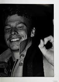 Scott Tefft's Instagram, Twitter & Facebook