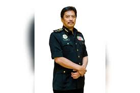 Pī néeng) adalah sebuah negara bagian di malaysia yang terdiri dari dua wilayah yaitu wilayah pulau pinang disebelah barat dengan luas 293km² dan wilayah timur yang terletak disebelah pantai barat. Eksklusif 12 Pegawai Dan Anggota Polis Pulau Pinang Bakal Direman Pagi Ini The Malaya Post